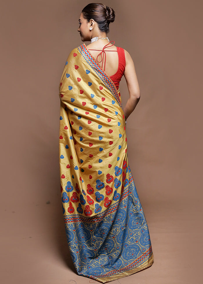 Cream Handloom Assam Pure Silk Saree With Blouse Piece