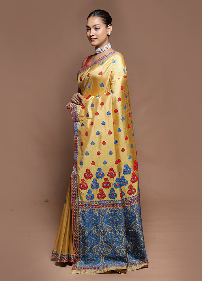 Cream Handloom Assam Pure Silk Saree With Blouse Piece