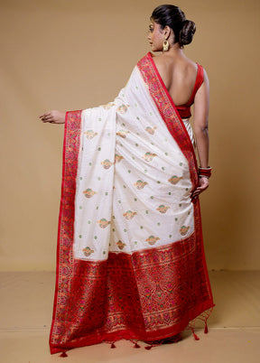 Cream Dupion Silk Saree With Blouse Piece