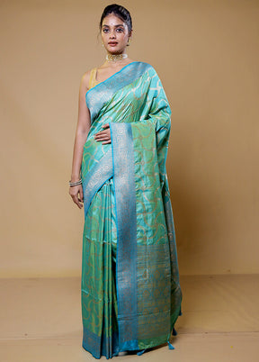 Green Dupion Silk Saree With Blouse Piece