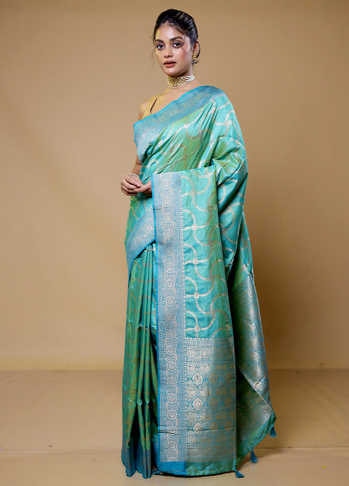 Green Dupion Silk Saree With Blouse Piece