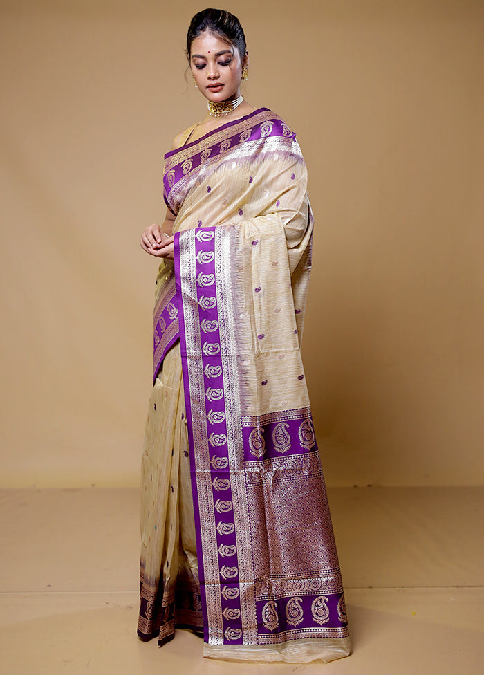 Cream Tussar Silk Saree With Blouse Piece