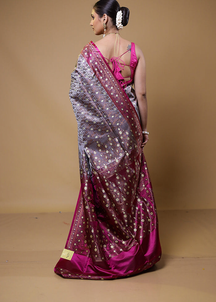 Grey Handloom Tanchoi Pure Silk Saree With Blouse Piece