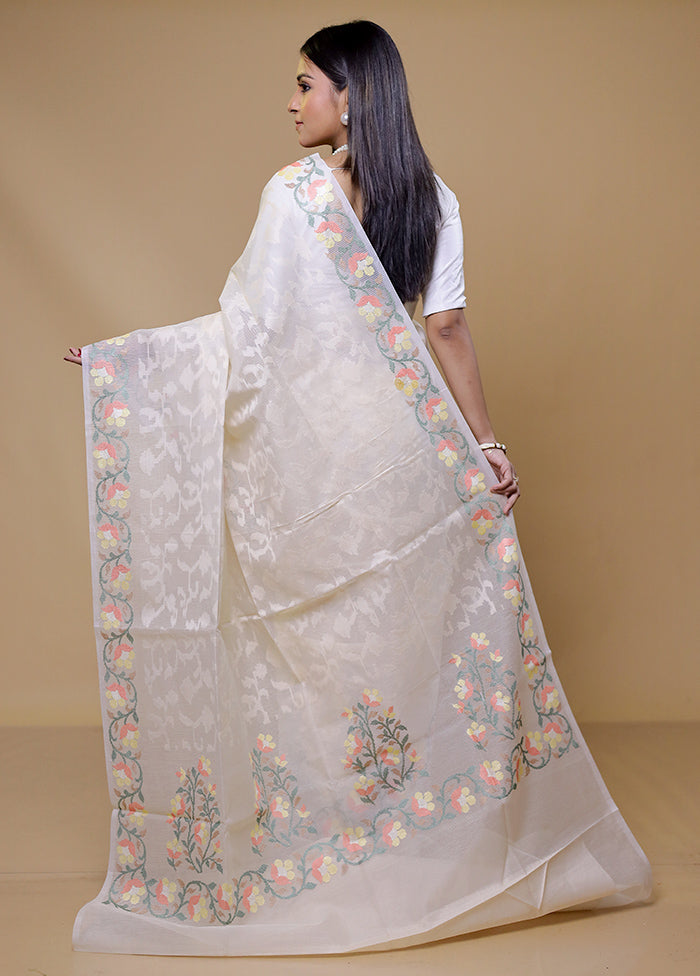 White Pure Cotton Saree With Blouse Piece