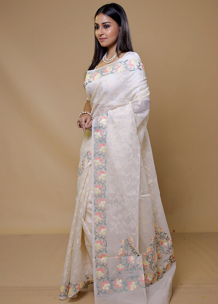 White Pure Cotton Saree With Blouse Piece