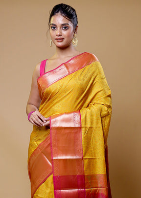 Yellow Jamewar Silk Saree With Blouse Piece