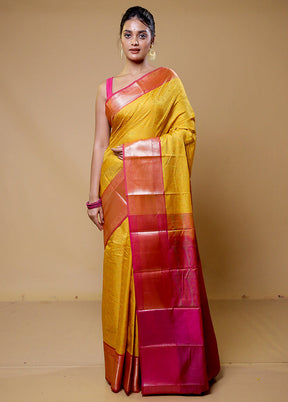 Yellow Jamewar Silk Saree With Blouse Piece