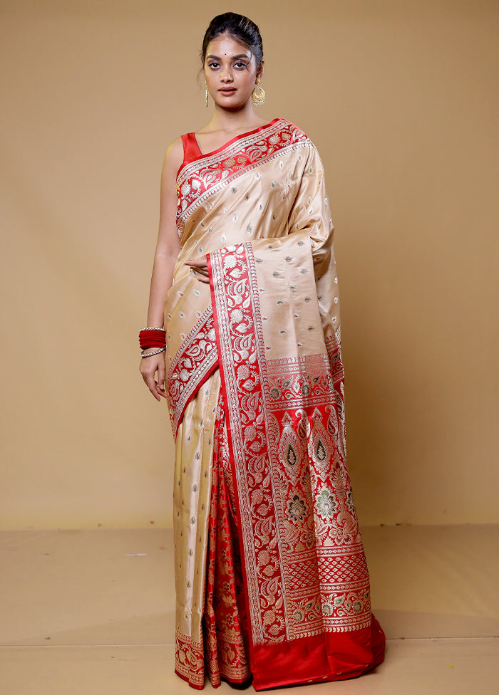 Cream Handloom Banarasi Pure Silk Saree With Blouse Piece