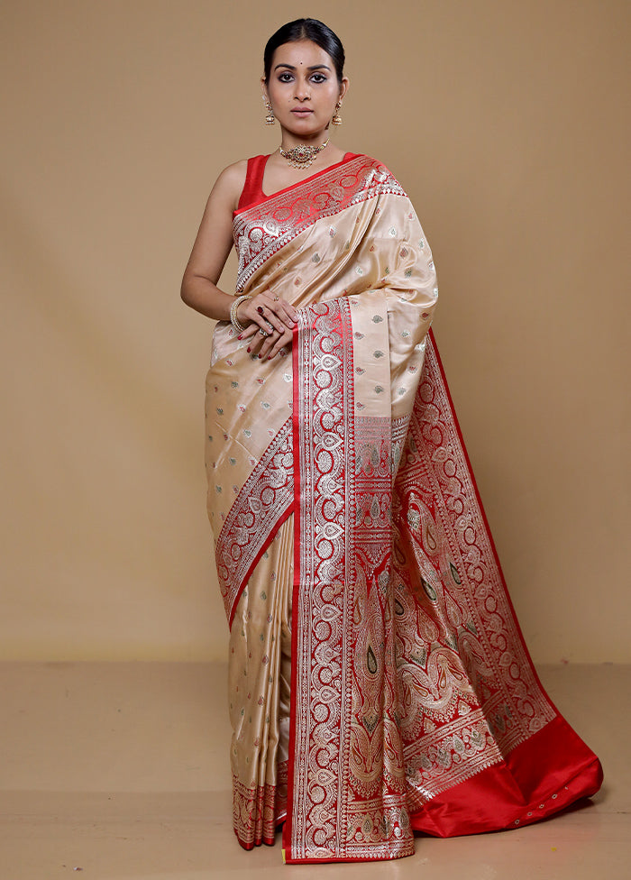 Cream Handloom Banarasi Pure Silk Saree With Blouse Piece