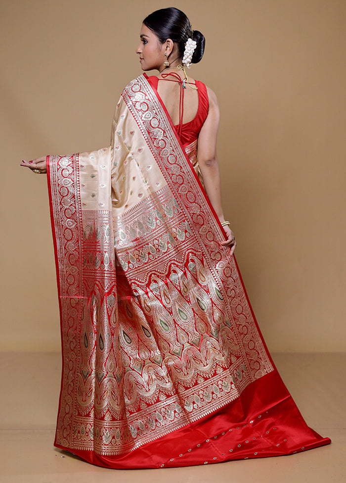 Cream Handloom Banarasi Pure Silk Saree With Blouse Piece