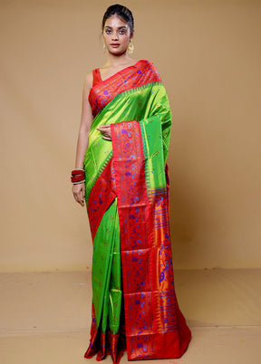 Green Kanjivaram Silk Saree With Blouse Piece