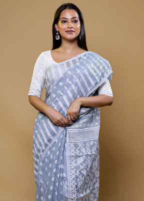 Grey Tant Jamdani Saree Without Blouse Piece