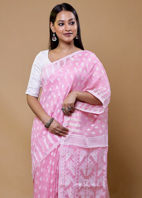 Pink Tant Jamdani Saree Without Blouse Piece