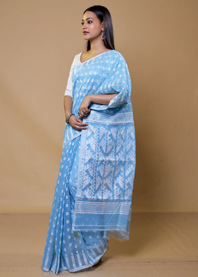 Blue Tant Jamdani Saree Without Blouse Piece