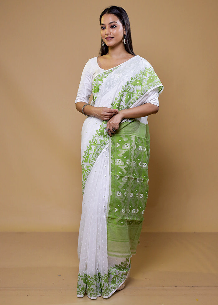 White Tant Jamdani Saree Without Blouse Piece