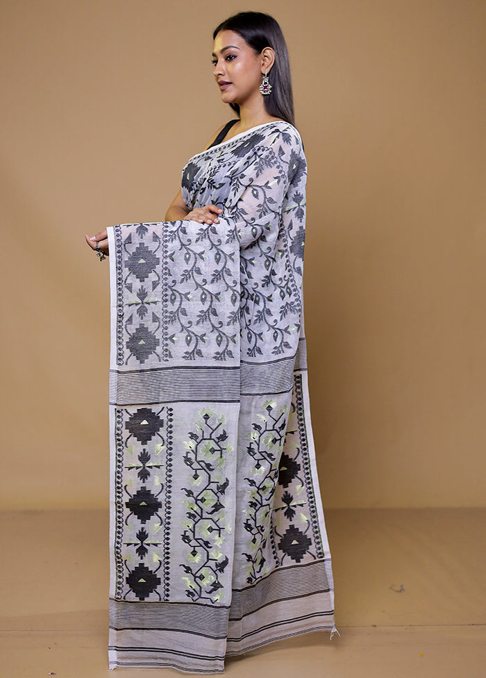 Grey Tant Jamdani Saree Without Blouse Piece