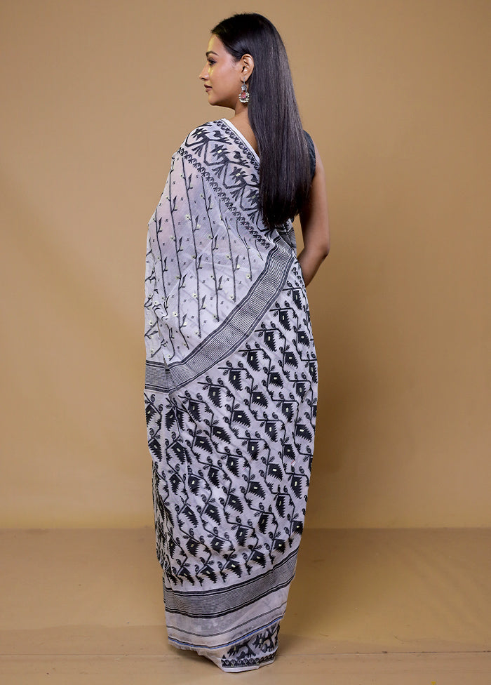 Grey Tant Jamdani Saree Without Blouse Piece