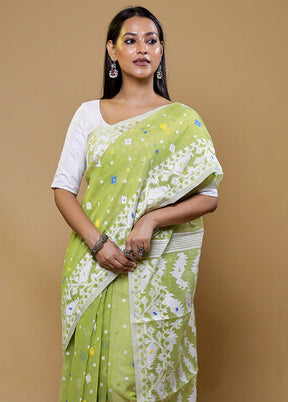 Green Tant Jamdani Saree Without Blouse Piece