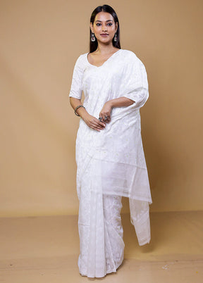 White Tant Jamdani Saree Without Blouse Piece