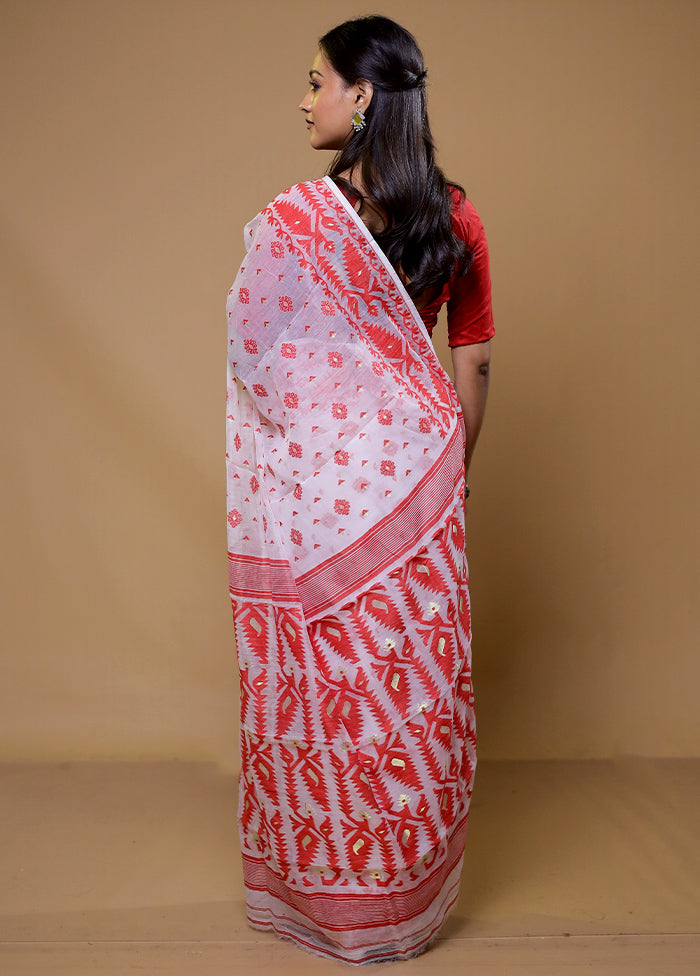 White Tant Jamdani Saree Without Blouse Piece