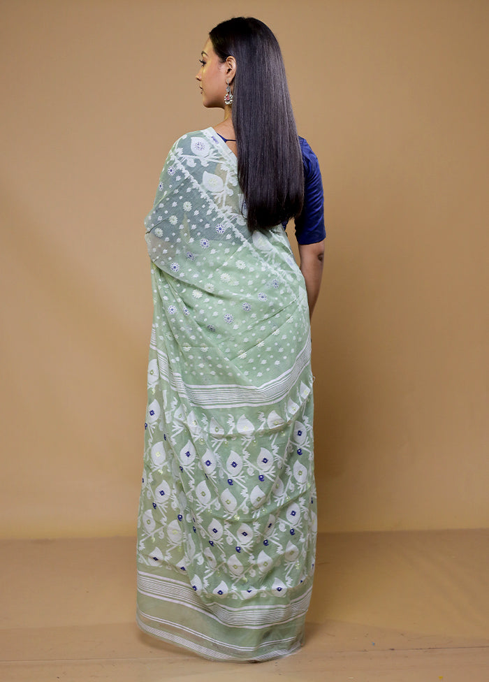 Green Tant Jamdani Saree Without Blouse Piece