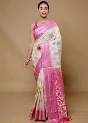 White Kanjivaram Silk Saree With Blouse Piece