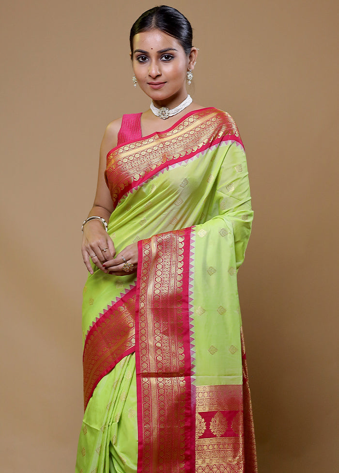 Green Kanjivaram Silk Saree With Blouse Piece