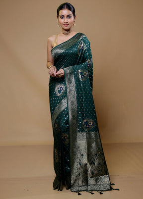 Green Dupion Silk Saree With Blouse Piece