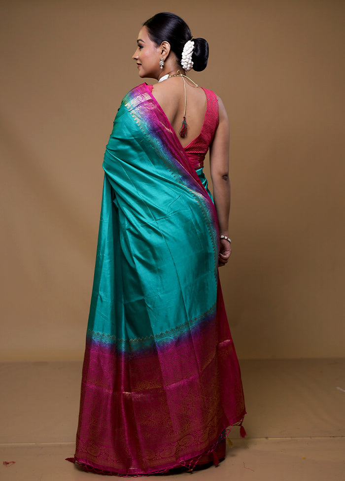 Green Dupion Silk Saree With Blouse Piece