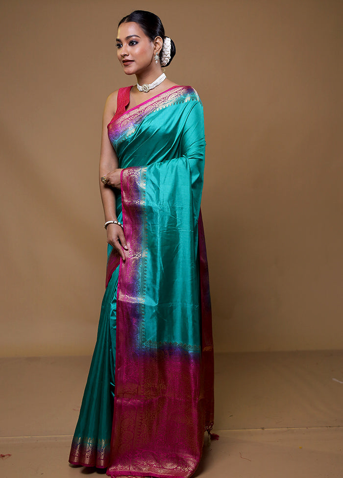 Green Dupion Silk Saree With Blouse Piece