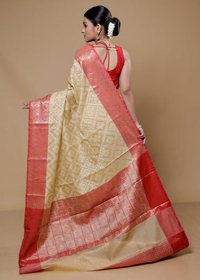 Cream Kota Cotton Saree With Blouse Piece