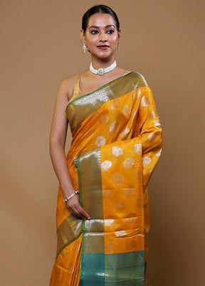 Yellow Cotton Saree With Blouse Piece