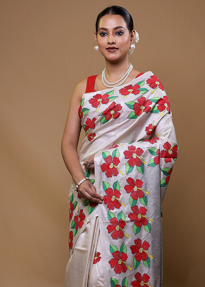 Cream Handloom Kantha Stitch Pure Silk Saree With Blouse Piece