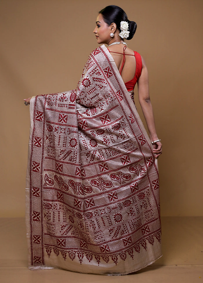 Cream Handloom Kantha Stitch Pure Silk Saree With Blouse Piece