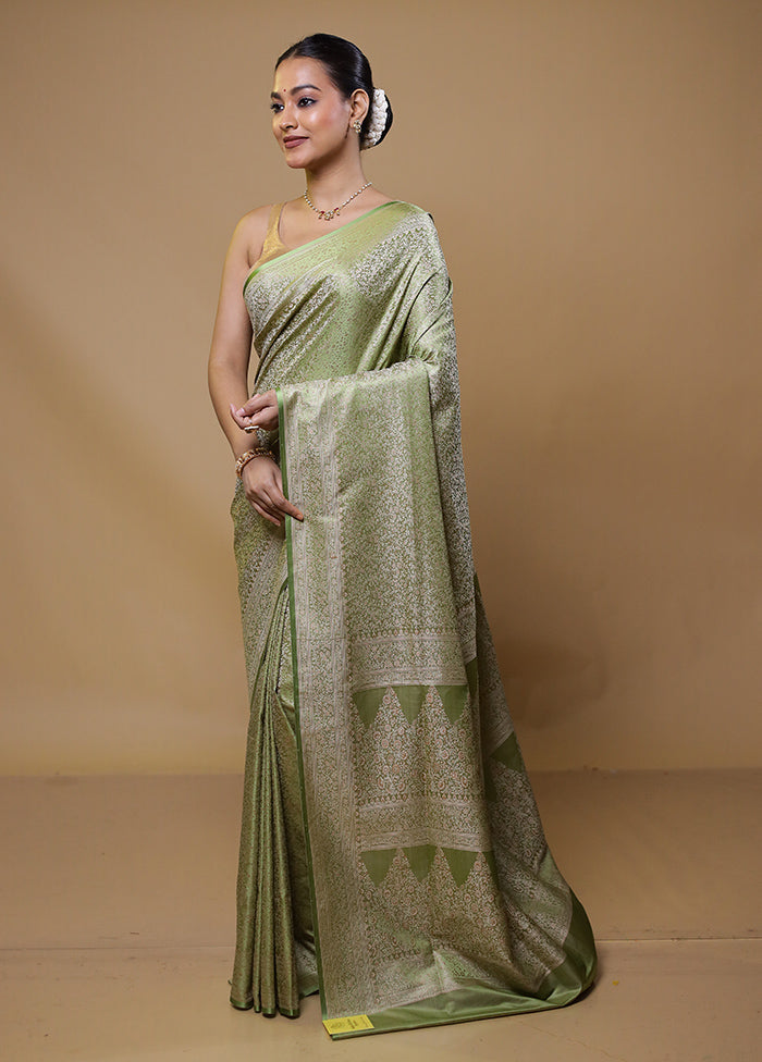 Green Jamewar Silk Saree With Blouse Piece