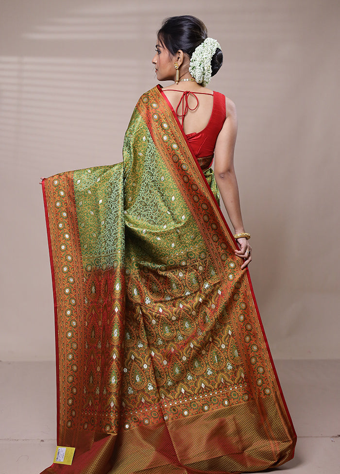 Green Tanchoi Silk Saree With Blouse Piece