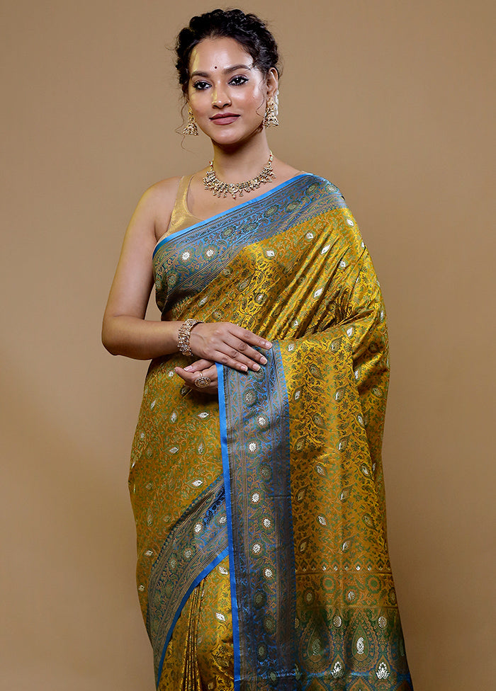 Green Tanchoi Silk Saree With Blouse Piece