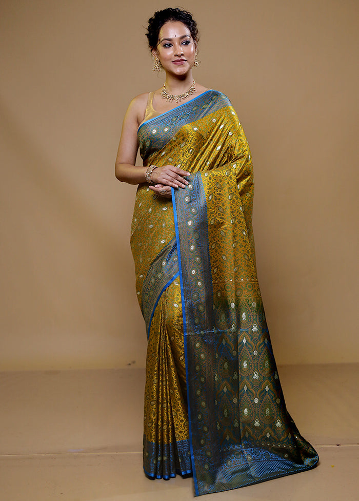 Green Tanchoi Silk Saree With Blouse Piece