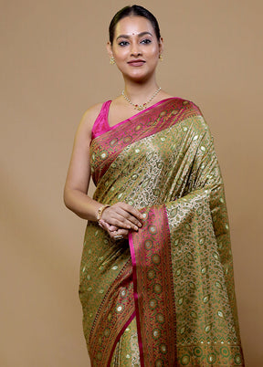 Green Tanchoi Silk Saree With Blouse Piece