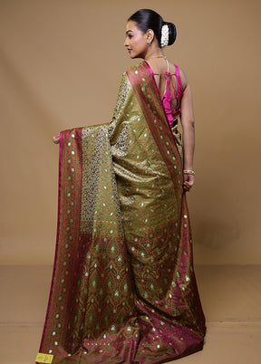 Green Tanchoi Silk Saree With Blouse Piece