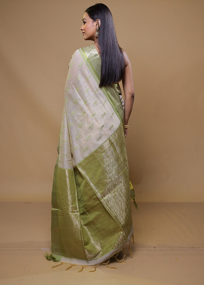 White Tussar Silk Saree With Blouse Piece