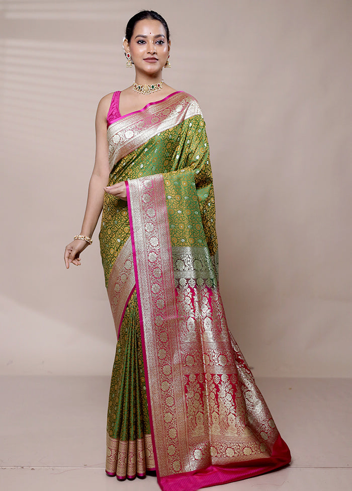 Green Tanchoi Silk Saree With Blouse Piece