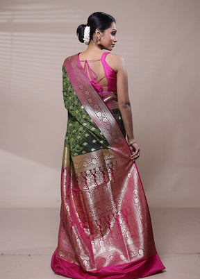 Green Tanchoi Silk Saree With Blouse Piece