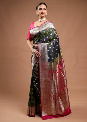 Green Tanchoi Silk Saree With Blouse Piece