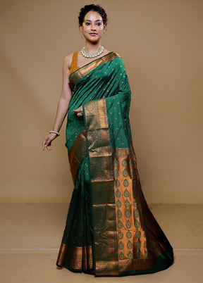 Green Kanjivaram Silk Saree With Blouse Piece