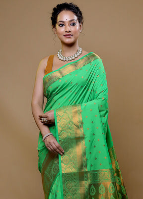 Green Kanjivaram Silk Saree With Blouse Piece