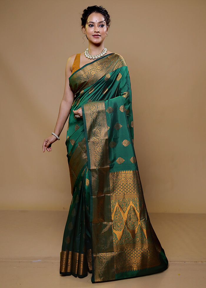 Green Kanjivaram Silk Saree With Blouse Piece