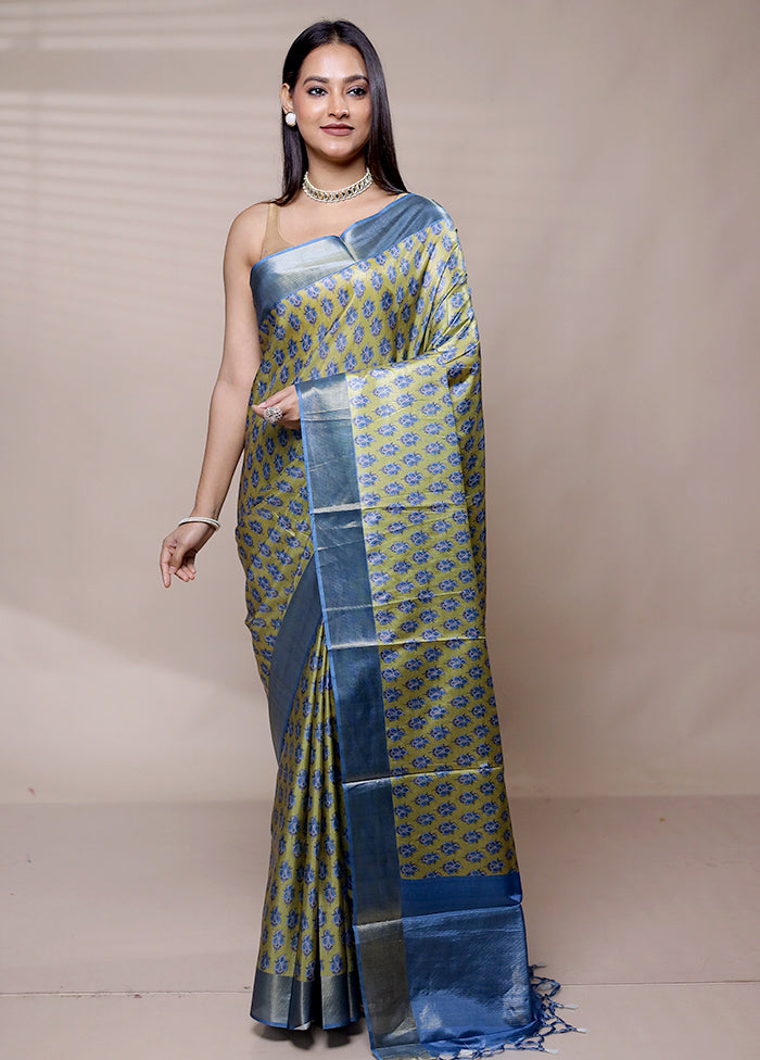 Green Dupion Silk Saree With Blouse Piece