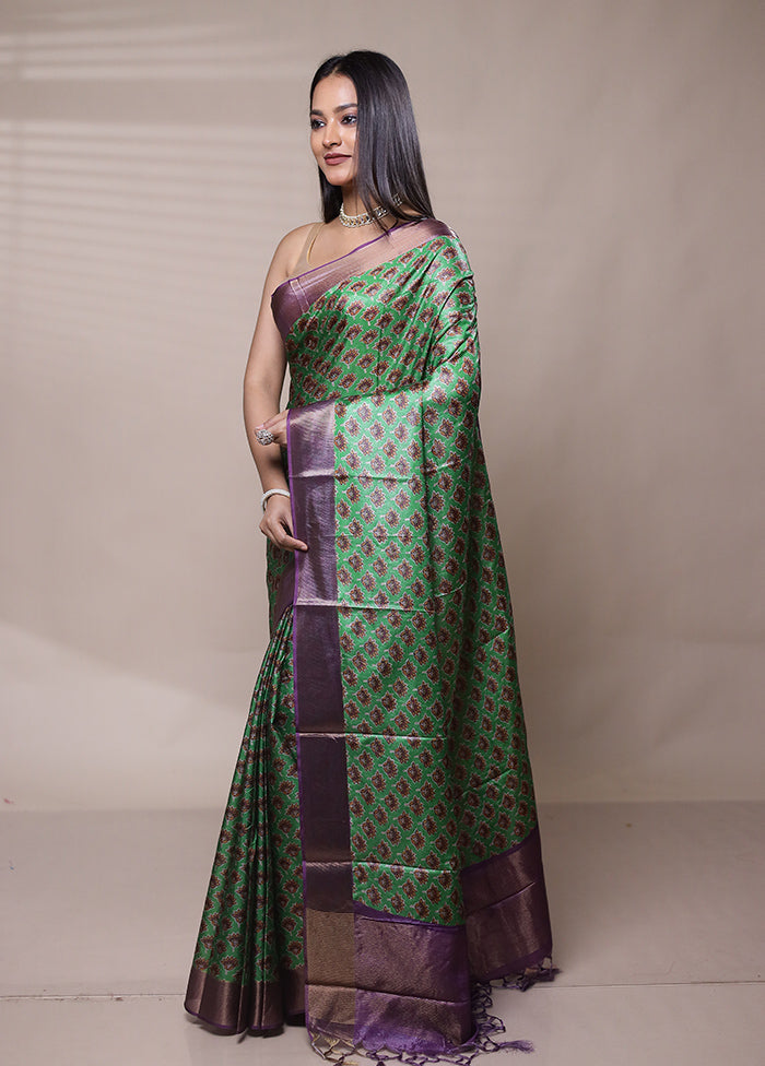 Green Dupion Silk Saree With Blouse Piece