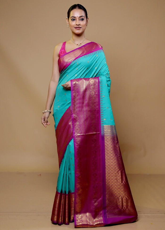 Green Gadwal Silk Saree Without Blouse Piece